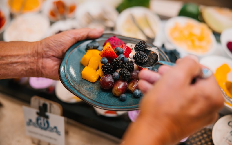 BW Chefs Studio Buffet Fruit Plate May2025